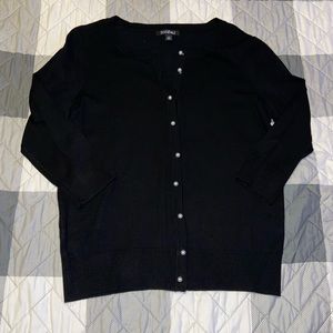 💛5/$25💛 Roz and Ali pearl button up cardigan